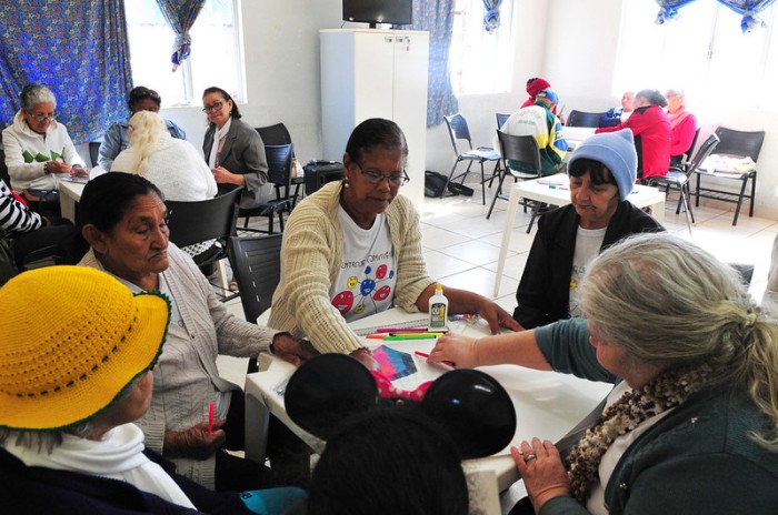 Centros de convivência do idoso estão assegurados em todo o DF