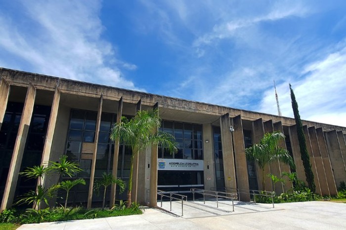 A ALEMS está localizada na Avenida Desembargador José Nunes da Cunha, Parque dos Poderes, em Campo Grande