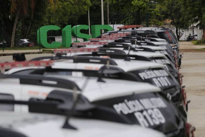 Governo do Ceará lança Programa Segurança no Ponto para coibir roubos em paradas de ônibus em Fortaleza