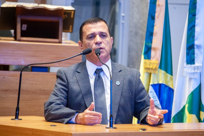 Lei institui campanha para combater golpes financeiros contra idosos