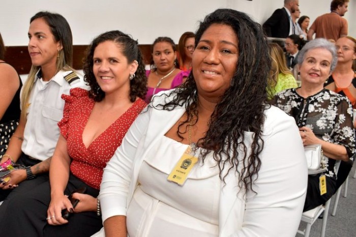 O troféu é um reconhecimento ao trabalho da empreendedora Sonia Silva de Jesus