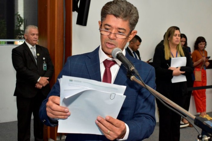 Projeto Rinaldo Modesto aprestou os projetos de lei na sessão plenária desta quinta-feira