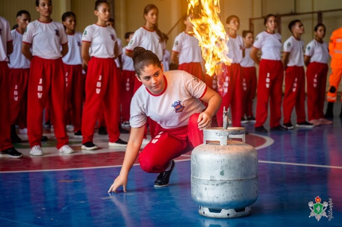 Jovem Brigadista de Valor: CBMCE realiza formatura de 83 alunos em núcleos de Fortaleza e Caucaia