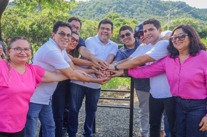 Governador inaugura e autoriza obras nos municípios de Agricolândia e Miguel Leão