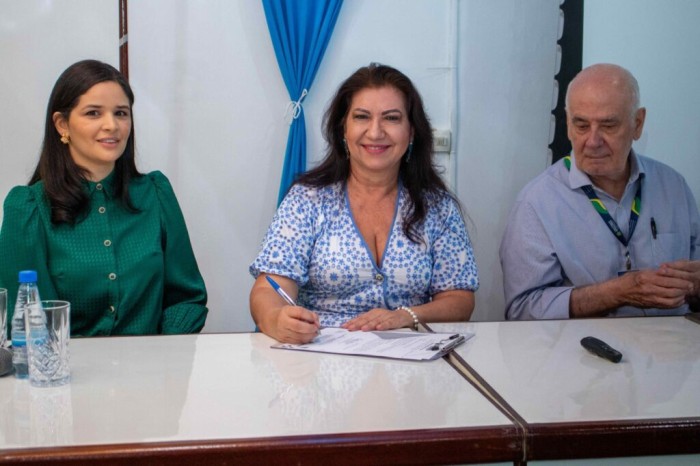 Hemoam assina ordem de serviço para construção de Central Diagnóstica