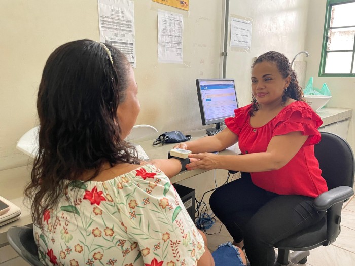 SMS: Pessoas com sintomas da dengue devem procurar atendimento nas Unidades Básicas de Saúde
