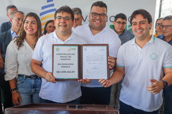 Governador Rafael Fonteles autoriza construção de praça de eventos em Passagem Franca do Piauí