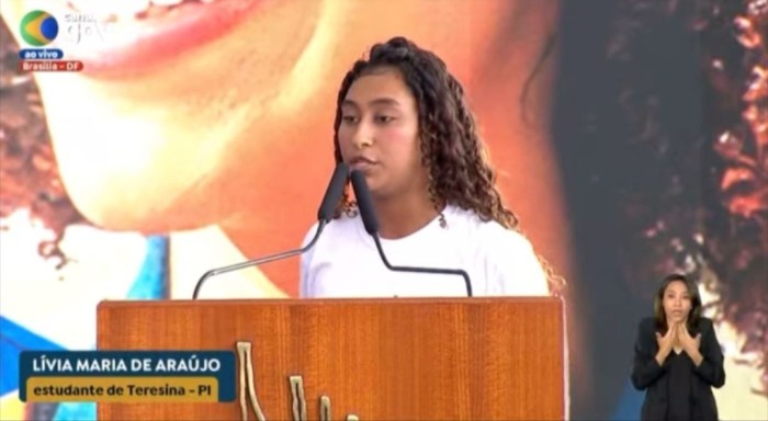  Estudante da rede estadual representa o Piauí na solenidade do PAC Seleções em Brasília