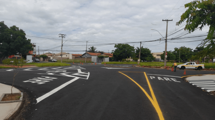 Vias do Jardim Nunes ganham nova sinalização de solo