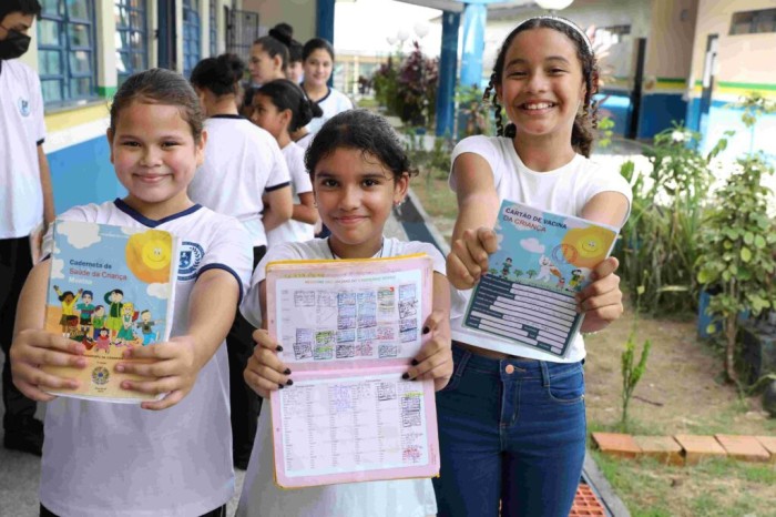 Alunos da EE Profª. Tereza Tupinambá participam de ações em alusão ao “Março Lilás”