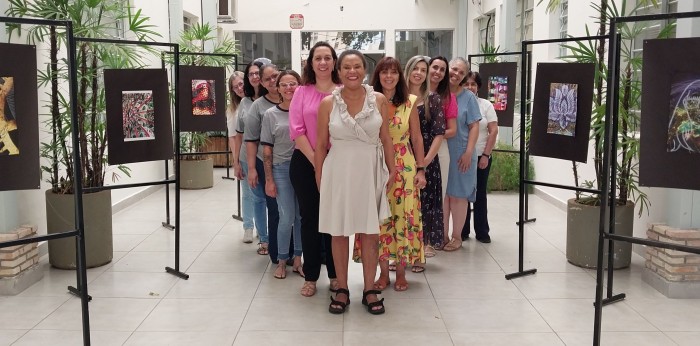 Secretaria de Educação realiza exposição em homenagem às mulheres