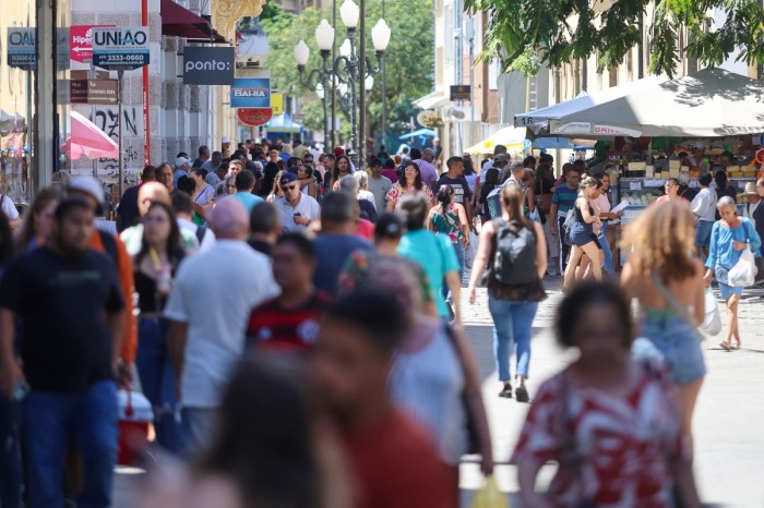 PIB catarinense cresce 3,7% em 2023 puxado pelo setor de serviços