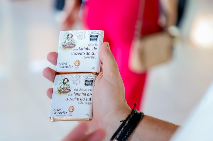 Chocolate artesanal que leva farinha de Cruzeiro do Sul é lançado no Acre e já tem venda confirmada para os EUA