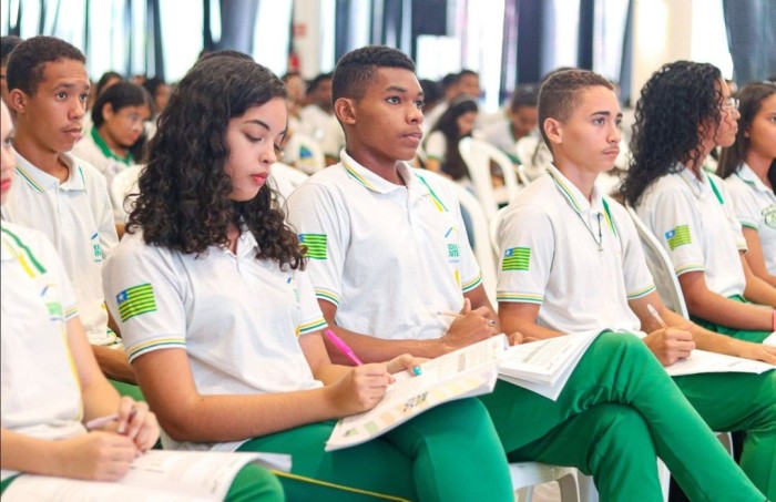 Estudantes do Liceu Piauiense participam de revisão para o Enem nesta sexta (15)