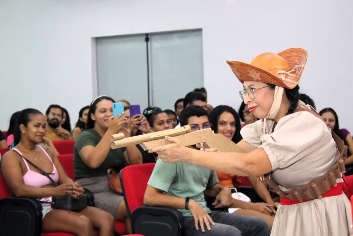 “O Auto da Compadessurda”: acadêmicos da UEMASUL encenam releitura acessível do clássico de Ariano Suassuna