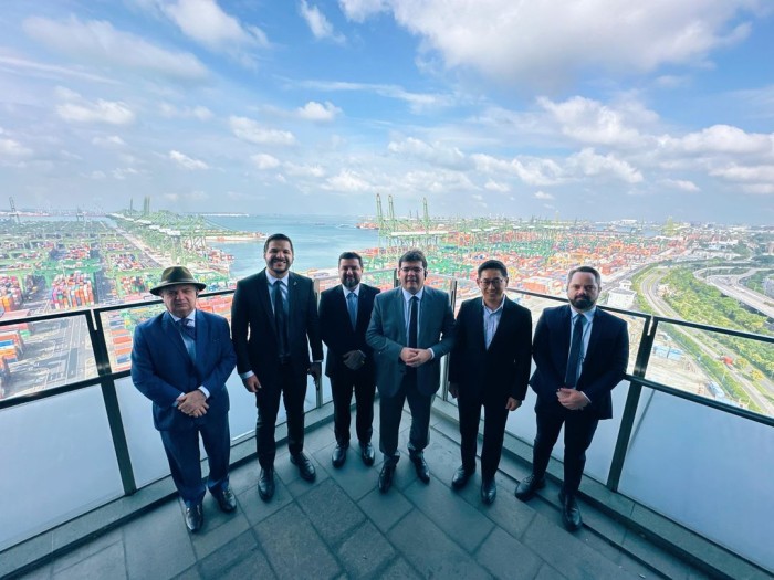 Rafael Fonteles conhece Porto de Singapura e discute parcerias para operação do Porto Piauí