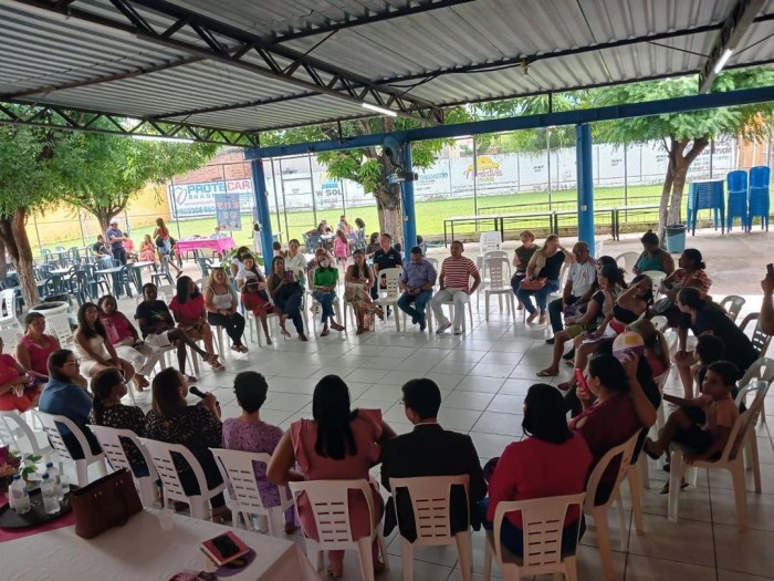 Sempi realiza palestra sobre violência contra a mulher em evento do setor de hotelaria