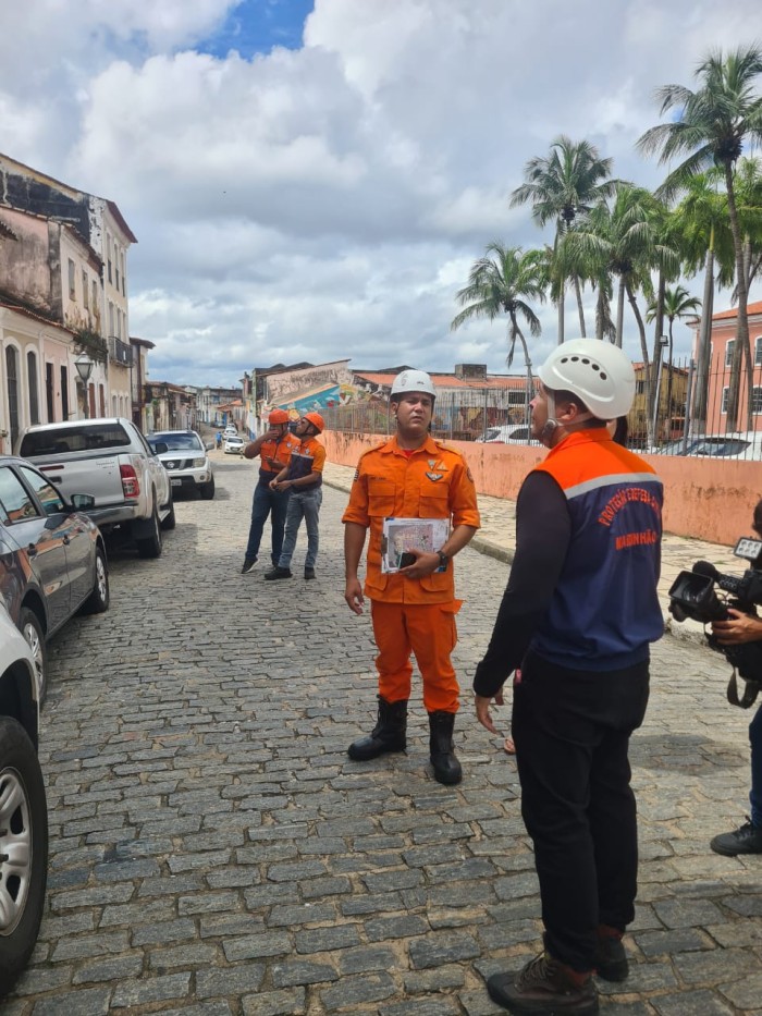 Corpo de Bombeiros realiza vistoria em prédios do Centro Histórico