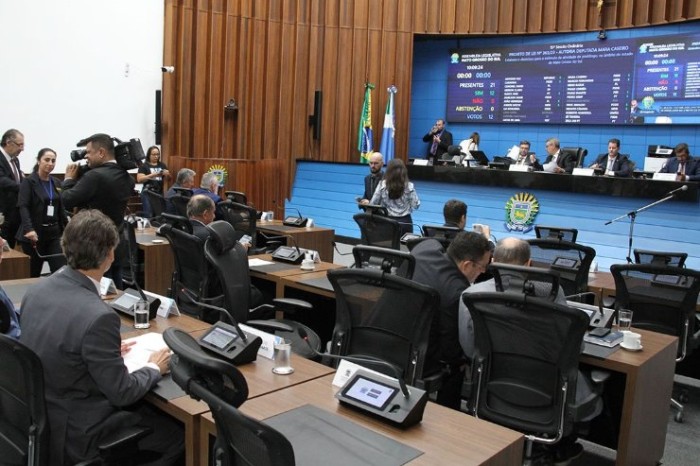 As propostas para a sessão desta terça-feira serão analisadas em primeira e segunda discussão 