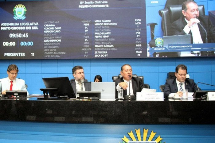 Deputados analisam os projetos no plenário da Assembleia Legislativa de Mato Grosso do Sul