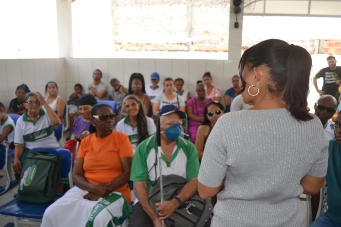 CAEI recebe novos equipamentos de escrita e leitura tátil para pessoas cegas