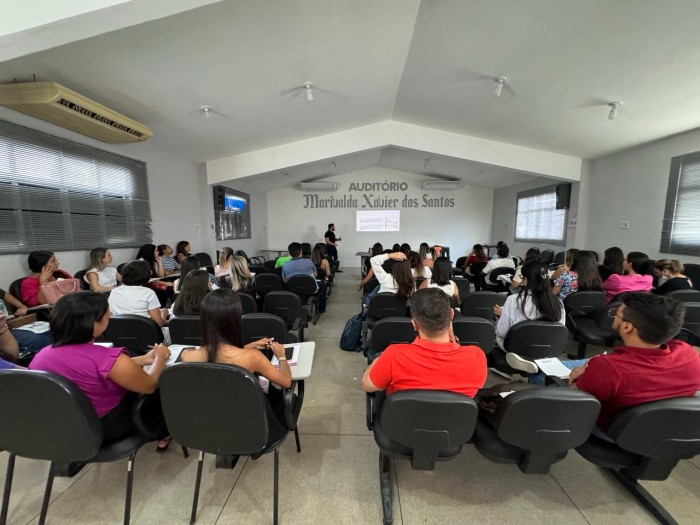 Hospital de Patos reúne profissionais para debater a melhoria da nutrição em pacientes críticos