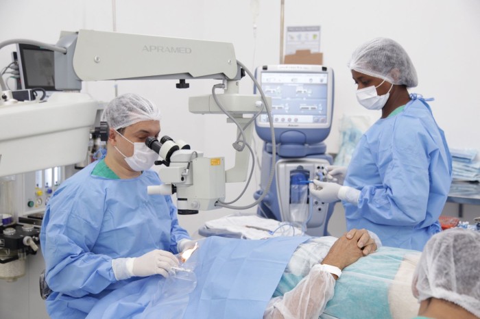 Programa Cuidar de Todos Cirurgia realiza cerca de 300 procedimentos de catarata e pterígio no Hospital Aquiles Lisboa