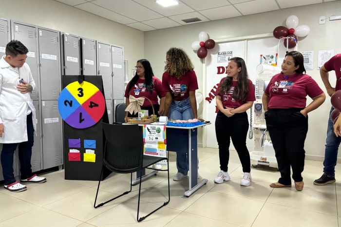 Em Tucuruí, profissionais da Policlínica do Lago orientam os usuários sobre os cuidados da saúde renal