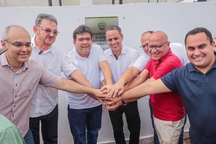Rafael Fonteles inaugura obras e anuncia novos investimentos em Elesbão Veloso