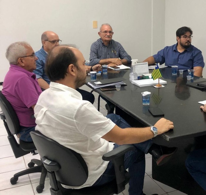 Idepi se reúne com técnicos da ADH para planejar mudança de famílias da área da Barragem de Atalaia