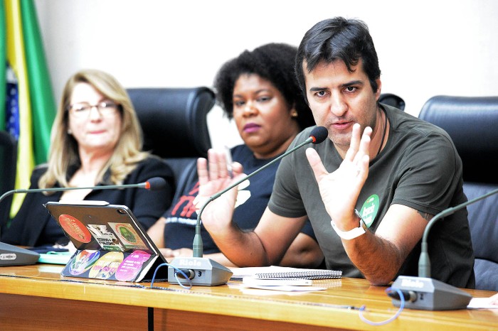 CLDF debate estratégias para educação infantil