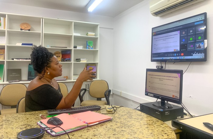 Secretaria da Assistência Social promove encontro com municípios sobre organismos de políticas para mulheres