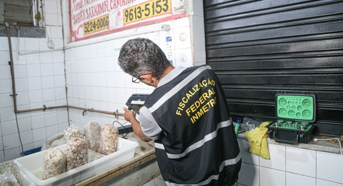 Governo do Maranhão fiscaliza balanças usadas na venda de pescado na Semana Santa