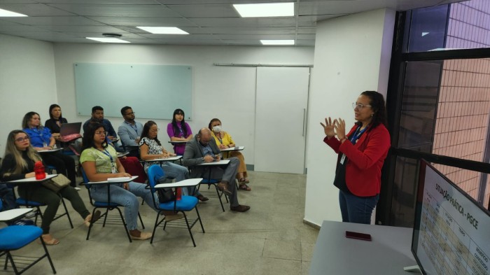Governo promove treinamento para servidores que atuarão na Central de Atendimento