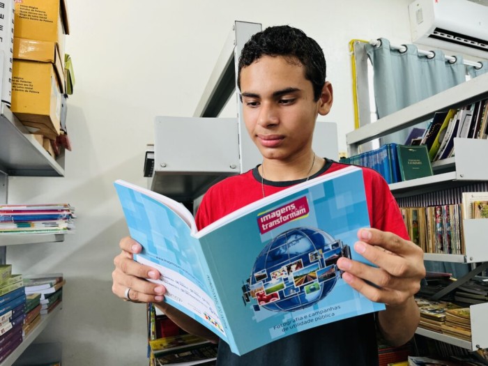Escolas públicas participam de projeto educacional e recebem livro “Imagens que Transformam”