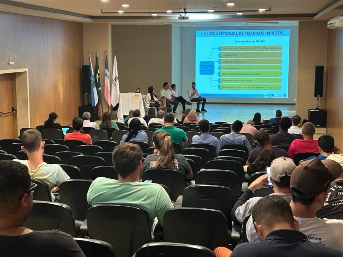 Agerh participa de seminário sobre Governança da Água e do Solo