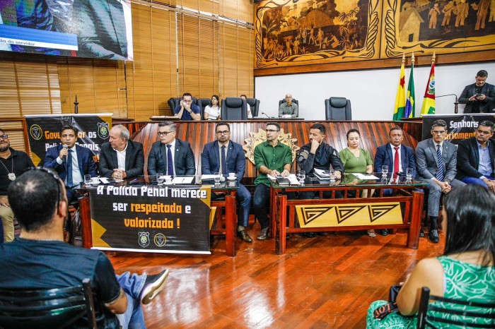 Procurador do Estado destaca avanços e esforço do governo em audiência pública com policiais penais