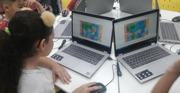 Parlamentar pede laboratório de informática no Centro de Eventos para atender alunos de projetos sociais