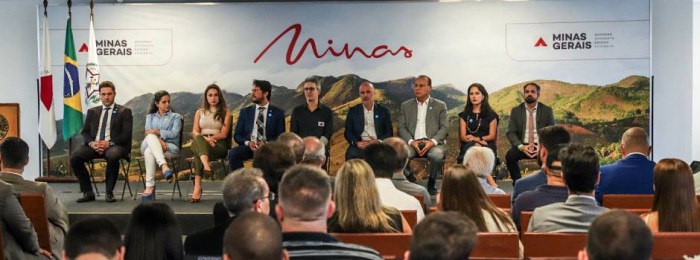 Governo de Minas realiza sonho de mais de 90 mil mineiros com a regularização de imóveis 