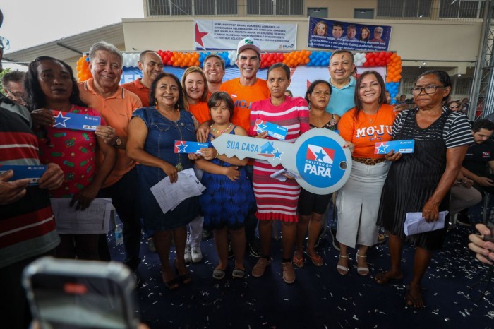 Mais de 400 famílias receberam auxílio para moradia digna do Governo do Estado em Moju