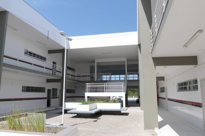 Educação realiza formação com oficiais do Programa Estadual das Escolas Cívico-Militares