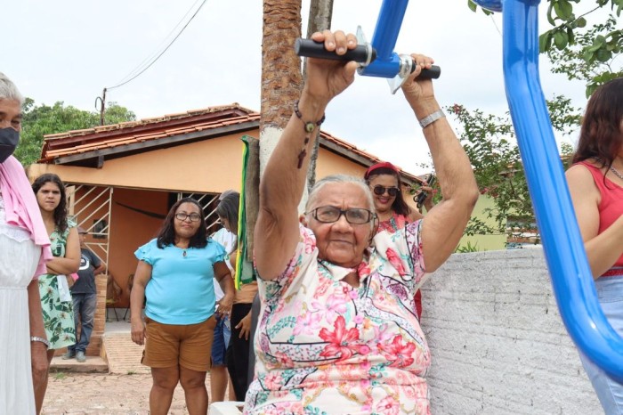 Seid inaugura academia acessível ao ar livre em José de Freitas