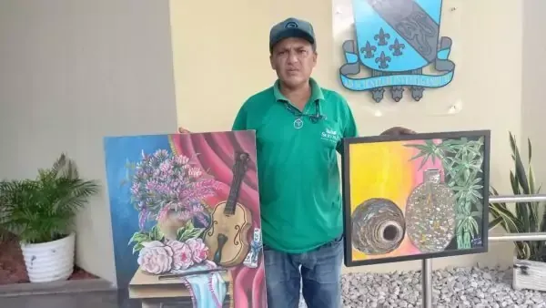 Vigilante da Uespi, Paulo Pereira mostra talento com pintura e artesanato