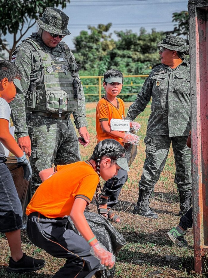 Polícia Militar do Amazonas e Secretarias Municipais realizam caminhada ecológica na zona centro-sul