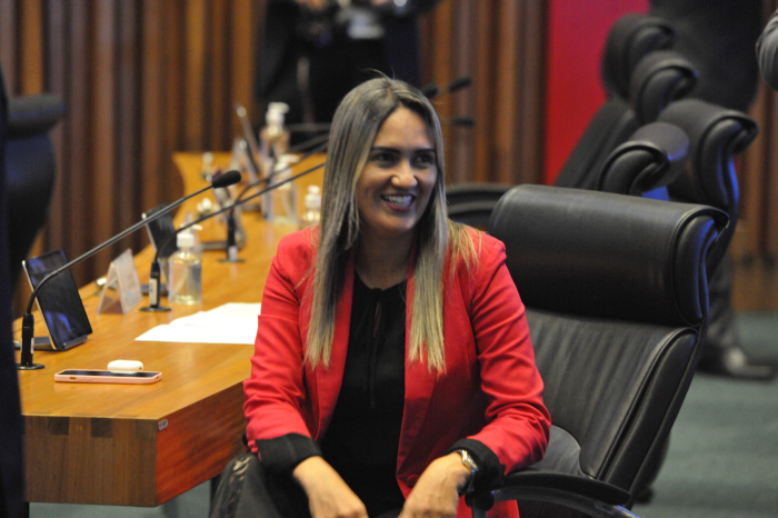 CLDF celebra seis anos do Cartão Material Escolar