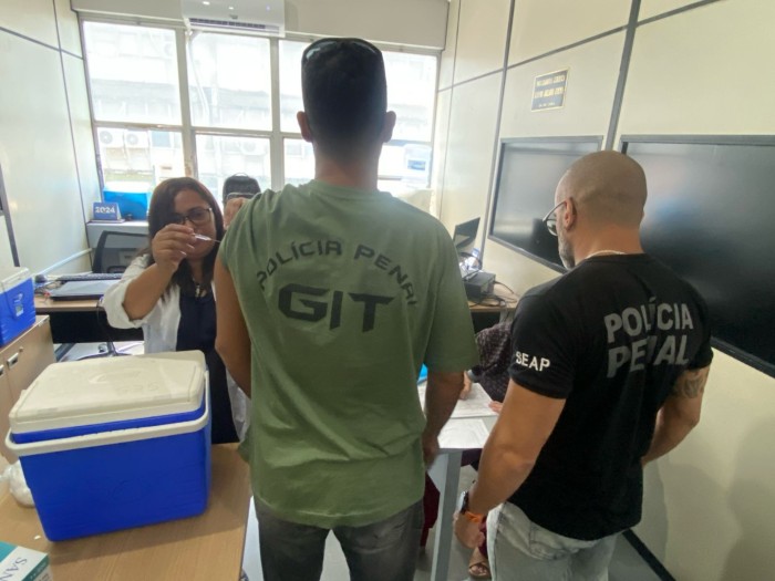 Seap e Saúde vacinam servidores e reeducandos contra a influenza