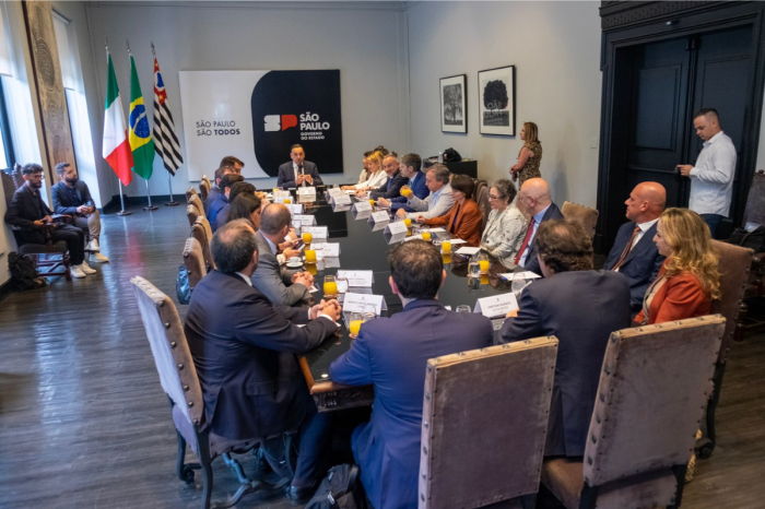 Reunião entre o vice-governador, Felicio Ramuth, e a vice-ministra da Relações Exteriores e Cooperação Internacional da Itália