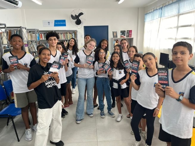Prefeitura de São Sebastião conscientiza alunos sobre cuidados contra a Dengue