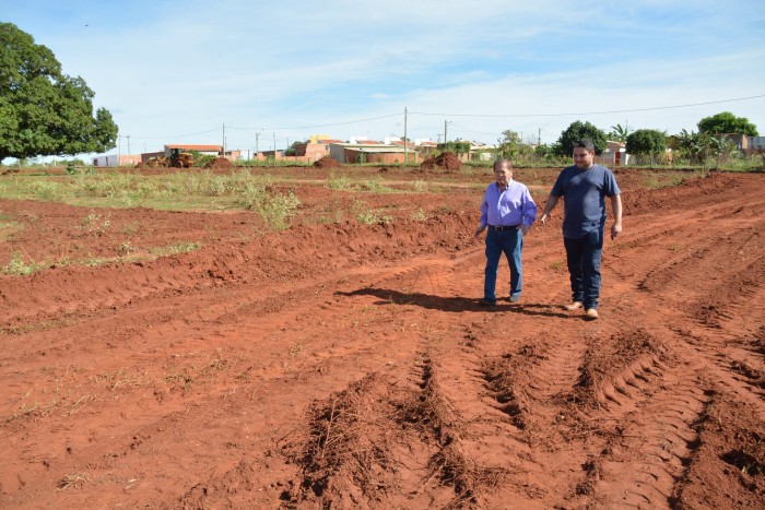 Prefeitura inicia o arruamento do Loteamento Amarildo Cruz após a doação de 736 terrenos