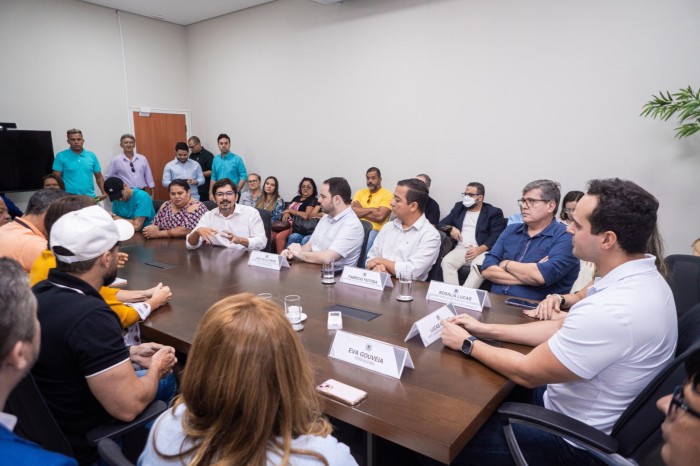 Governo apoia mais uma vez comerciantes do São João de Campina e contempla microempresários da Feira Central com o Empreender-PB
